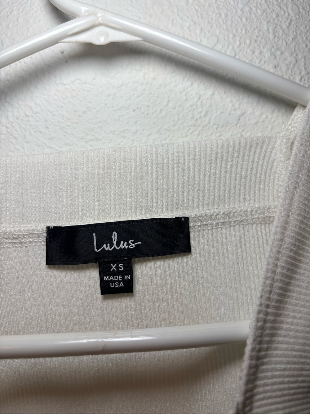 Lulu's white Ribbed Square-Neck Tank - Picture 3 of 4